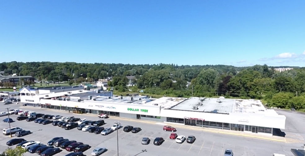 26-40 Oriskany Blvd, Whitesboro, NY à louer - Photo de l’immeuble – Image 1 sur 2