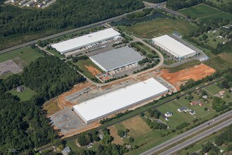 2500 Distribution Dr, Richmond, VA - VUE AÉRIENNE  vue de carte