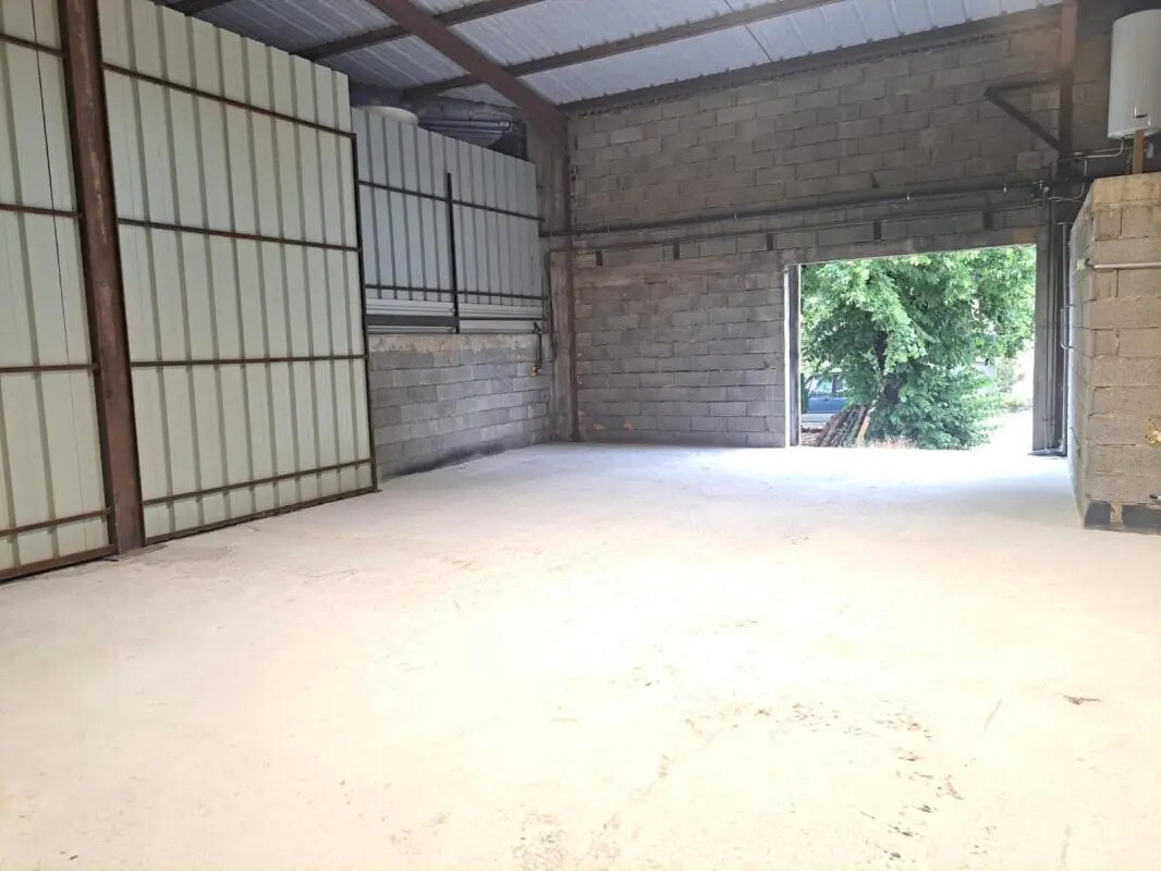 Local d’activités dans LE PLAN-DE-GRASSE à louer Photo intérieure– Image 1 sur 5