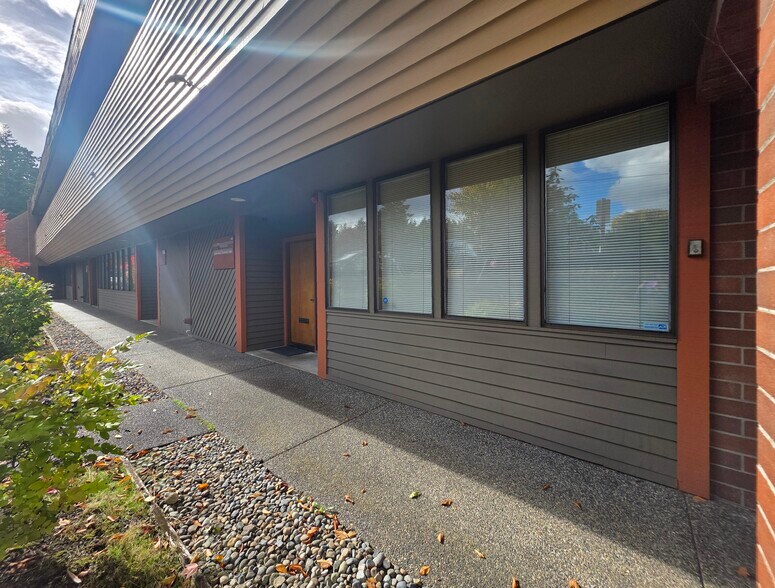 3516 S 47th St, Tacoma, WA à louer - Photo de l’immeuble – Image 2 sur 12