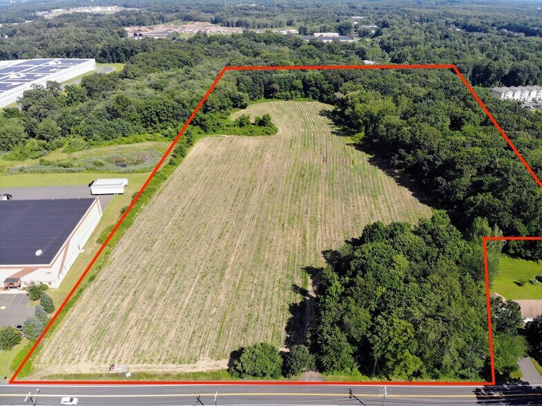 270 Woodland Ave, Bloomfield, CT à vendre - Photo de l’immeuble – Image 2 sur 10