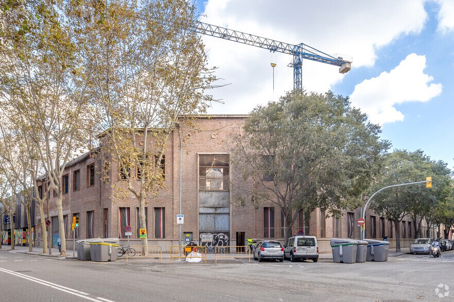 Carrer del Perú, 62-66, Barcelone, Barcelona à louer - Photo de l’immeuble – Image 2 sur 16