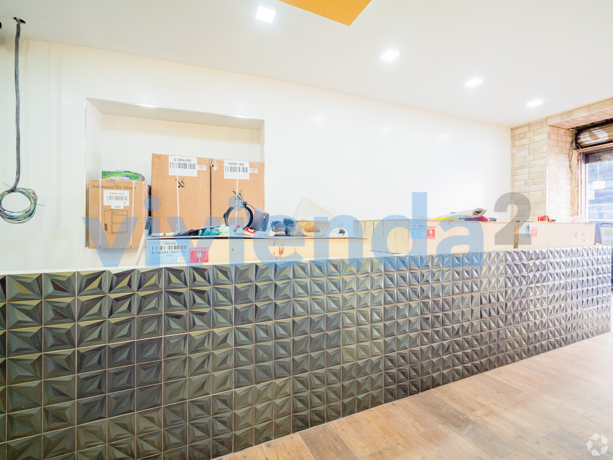 Immeuble residentiel dans Madrid, Madrid à vendre Photo intérieure– Image 1 sur 2