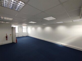 Plus de détails pour 20 Towerfield Rd, Southend On Sea - Bureau, Local d'activités à louer