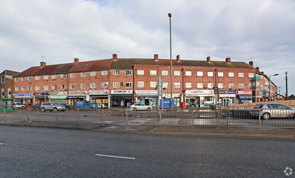 1-39 Staines Rd W, Sunbury On Thames à louer - Photo principale – Image 1 sur 9