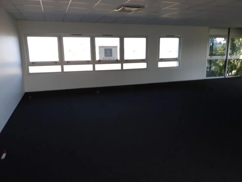 Bureau dans Tours à louer - Photo de l’immeuble – Image 3 sur 15