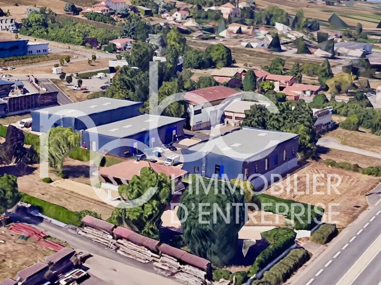 Local d’activités dans Pommiers à louer - Photo de l’immeuble – Image 2 sur 2