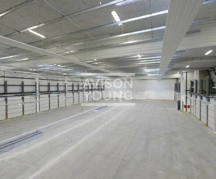 Local d’activités dans Le Blanc-Mesnil à louer - Photo intérieure – Image 1 sur 4