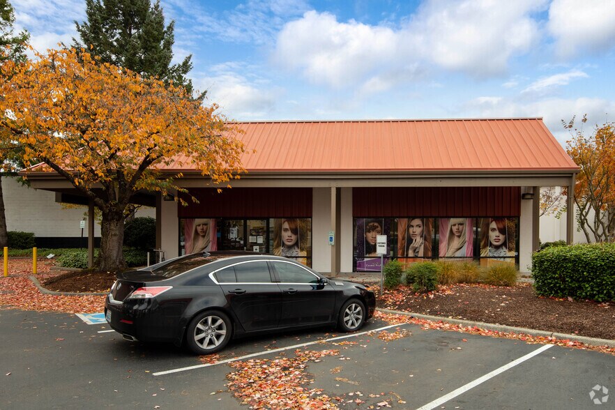 823 Central Ave N, Kent, WA à vendre - Photo de l’immeuble – Image 2 sur 6