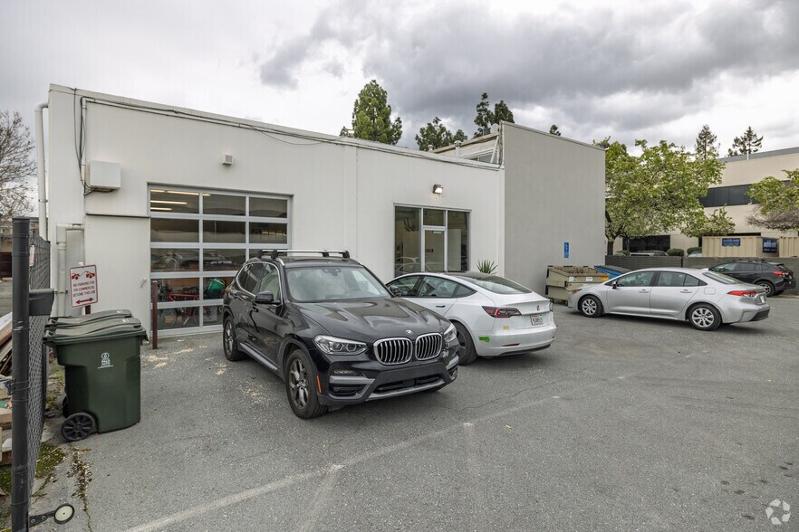 974 Commercial St, Palo Alto, CA à louer - Photo de l’immeuble – Image 2 sur 4