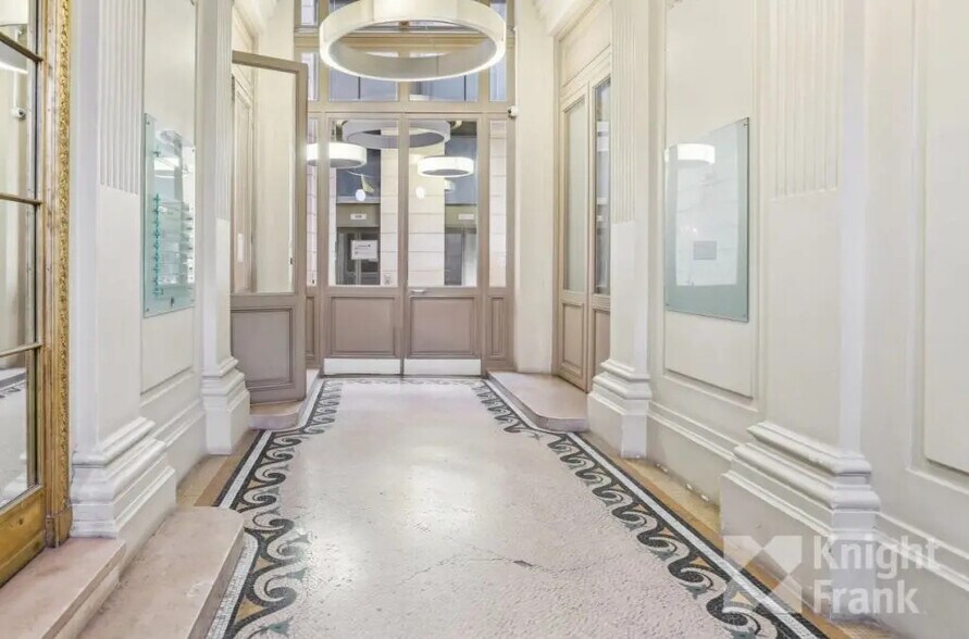 4 Place De L'Opera, Paris à louer - Hall d’entrée – Image 2 sur 7