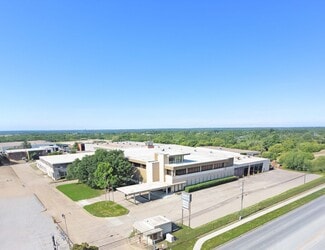 Plus de détails pour 1300 E Berry St, Fort Worth, TX - Industriel/Logistique à louer