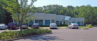 Plus de détails pour 1333 E Main St, Riverhead, NY - Bureau/Médical à louer