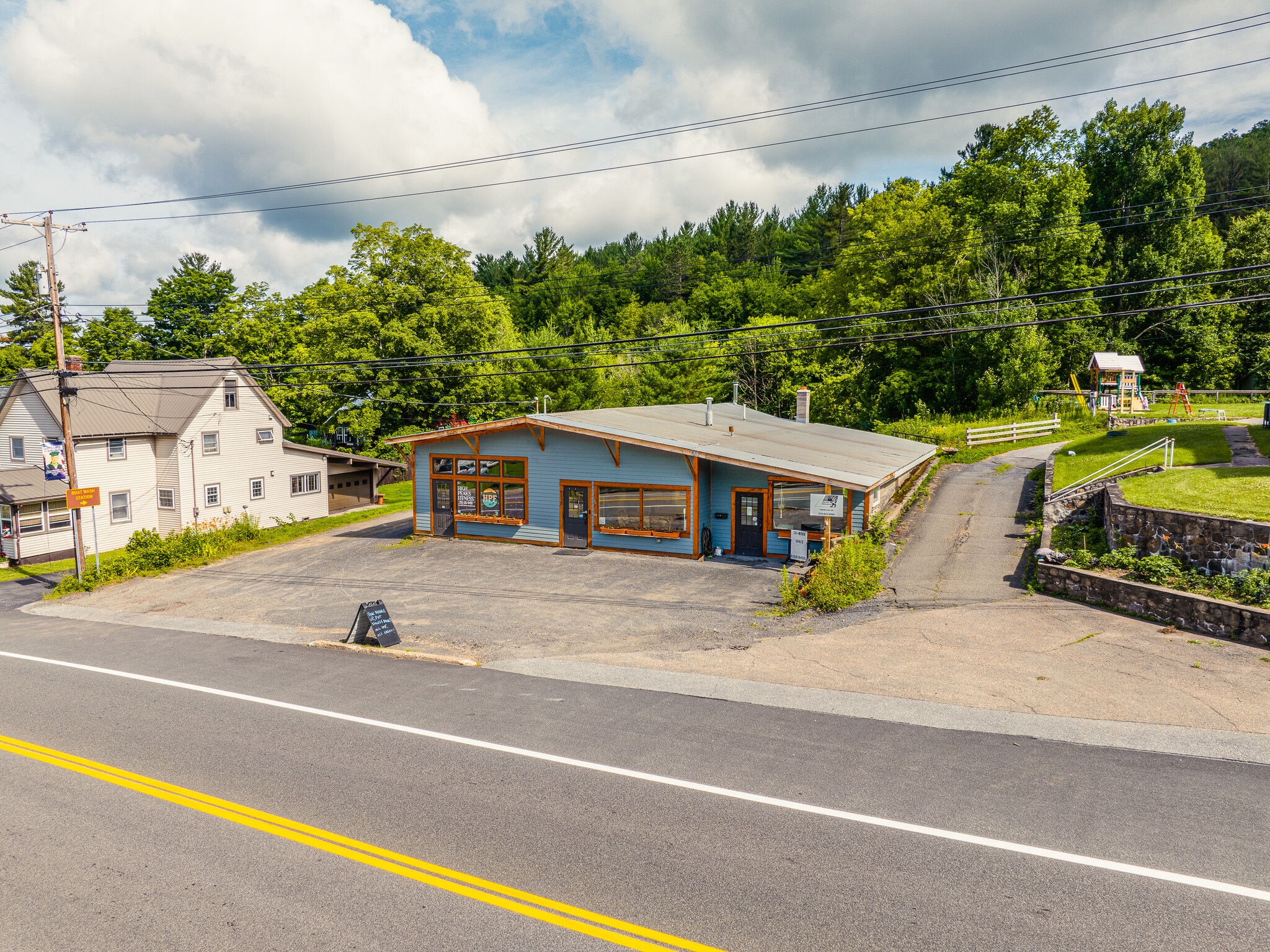 8572 Newcomb rd, Long Lake, NY à vendre Photo principale– Image 1 sur 17