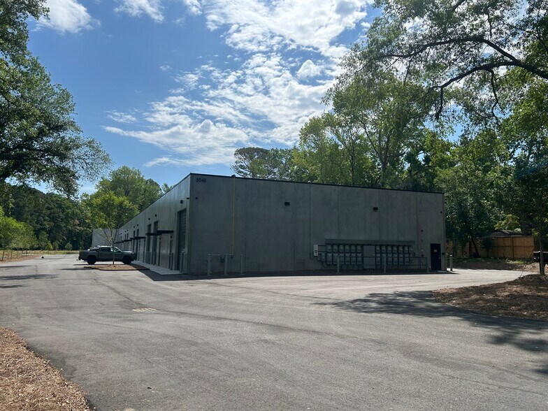 6548 Ward Ave, Charleston, SC à louer - Photo de l’immeuble – Image 3 sur 20