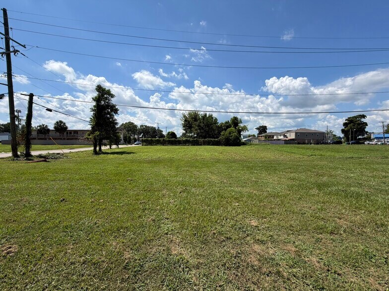 Gadsden Street, Kenner, LA à vendre - Photo de l’immeuble – Image 2 sur 6