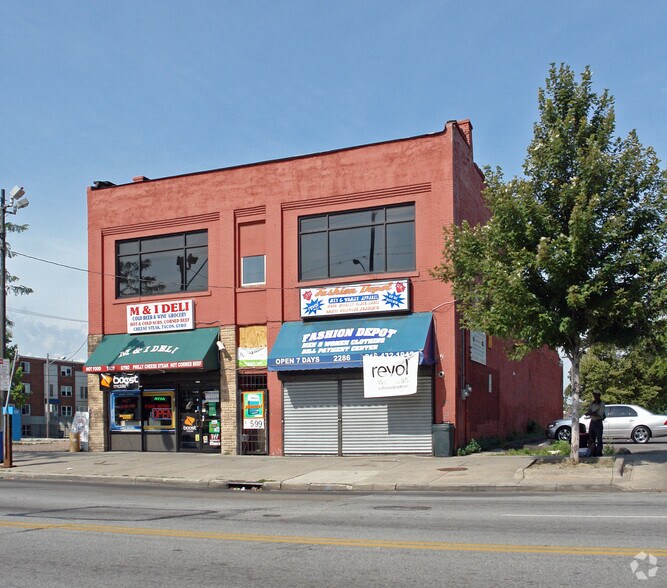 2288 E 55th St, Cleveland, OH à vendre - Photo de l’immeuble – Image 1 sur 2
