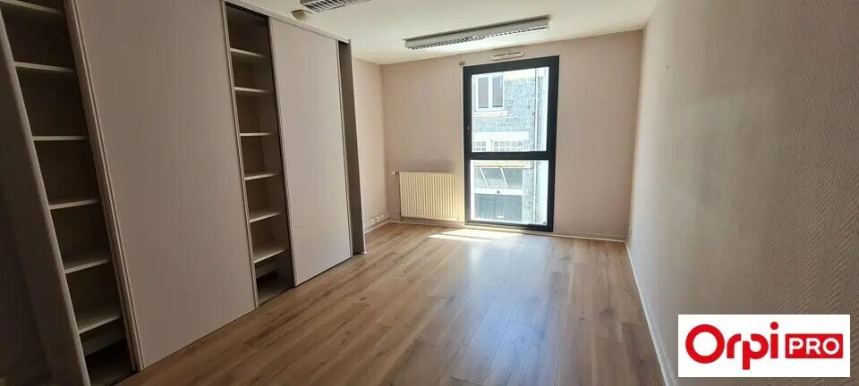 Bureau dans Saint-Brieuc à louer - Photo intérieure – Image 3 sur 6