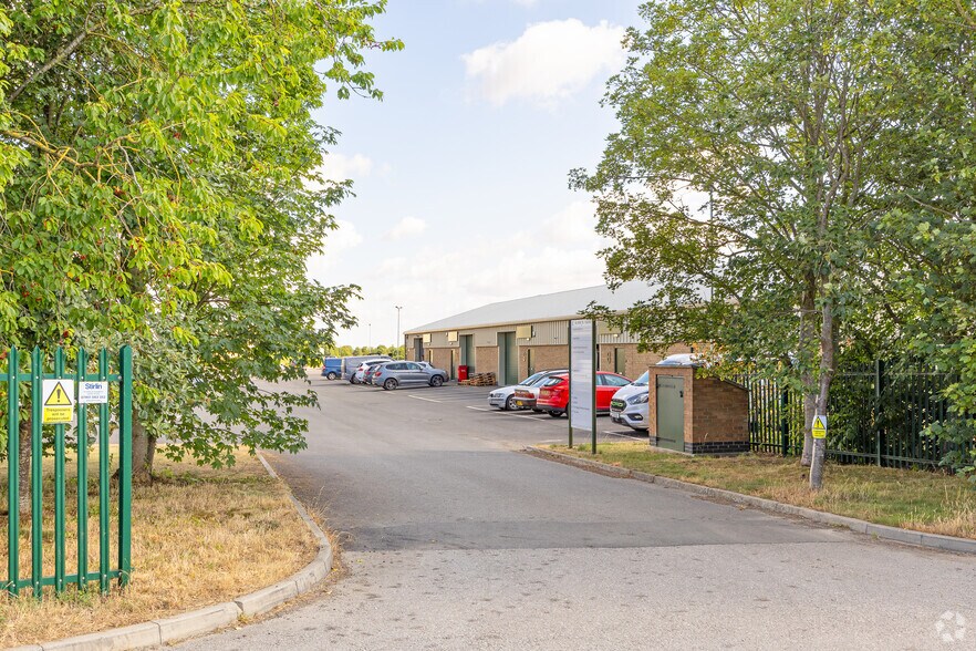 Kirk Rd, Branston à louer - Photo de l’immeuble – Image 2 sur 4