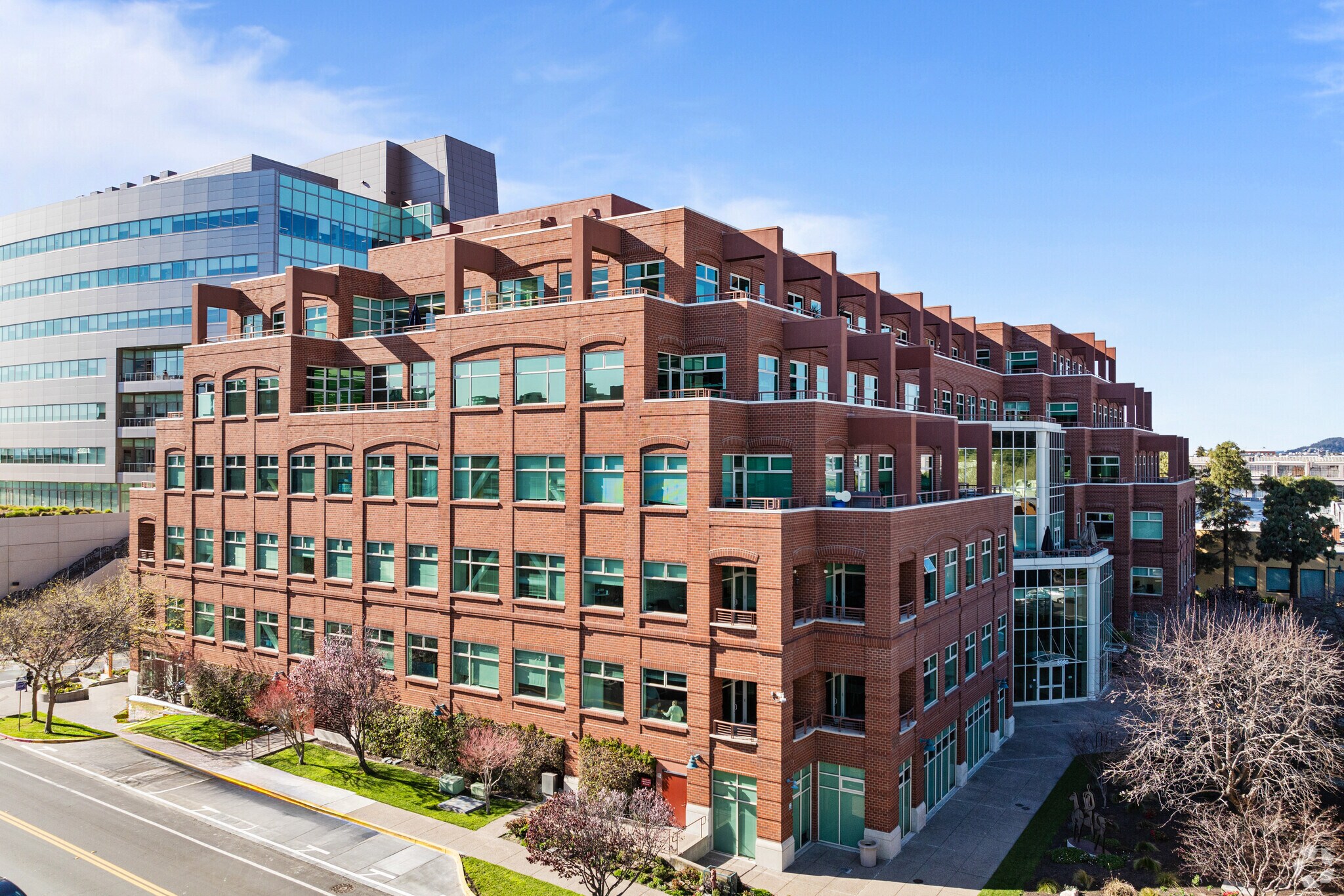 5980 Horton St, Emeryville, CA à louer Photo principale– Image 1 sur 12