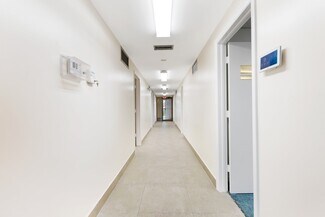 Plus de détails pour 3067-3071 E Commercial Blvd, Fort Lauderdale, FL - Bureau à vendre