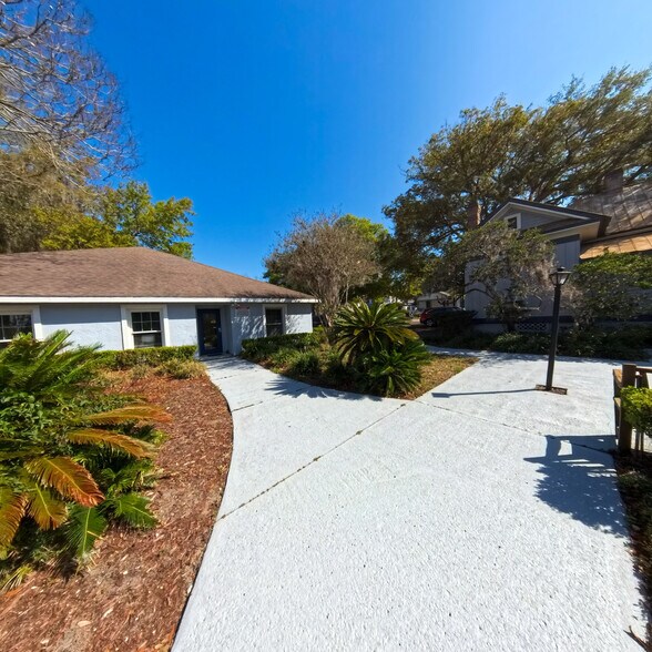 112 NE Sanchez Ave, Ocala, FL à louer - Photo de l’immeuble – Image 2 sur 16