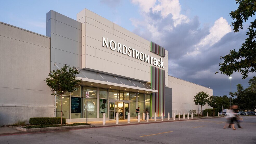 2000 Willowbrook Mall, Houston, TX à louer - Photo de l’immeuble – Image 3 sur 7
