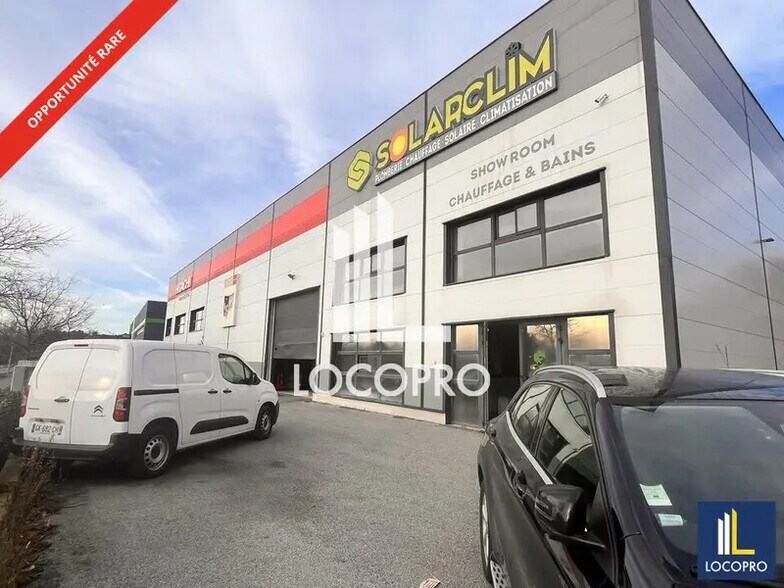 Industriel/Logistique dans Fréjus à louer - Photo de l’immeuble – Image 2 sur 5