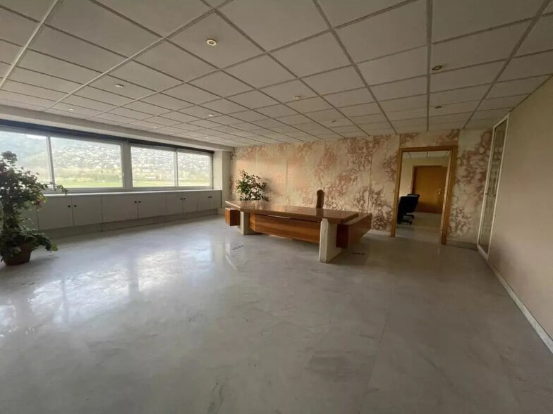 Bureau dans Mandelieu-la-Napoule à louer - Photo intérieure – Image 2 sur 18