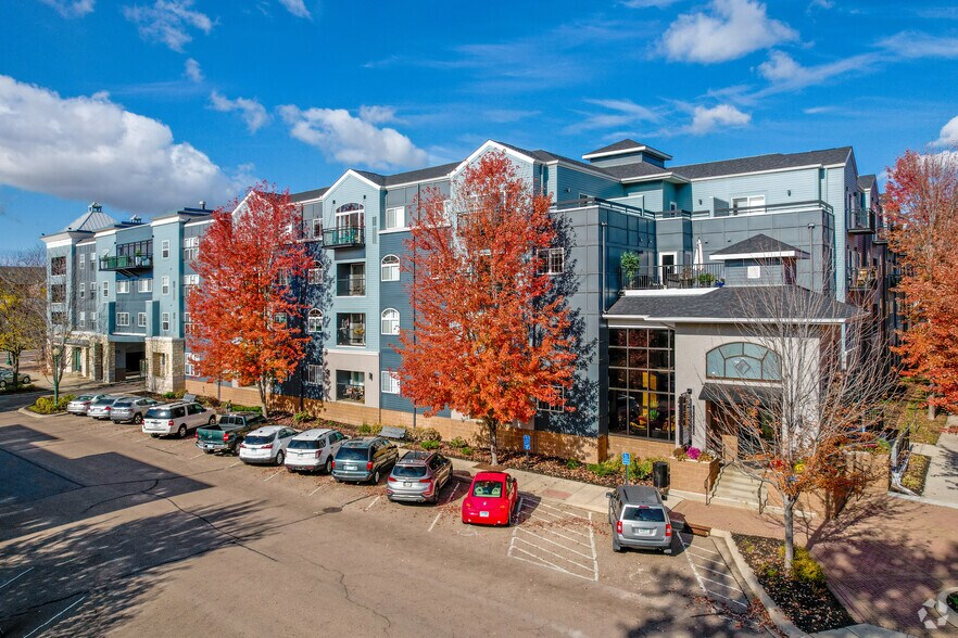 110 E 1st St, Chaska, MN à louer - Photo de l’immeuble – Image 3 sur 68