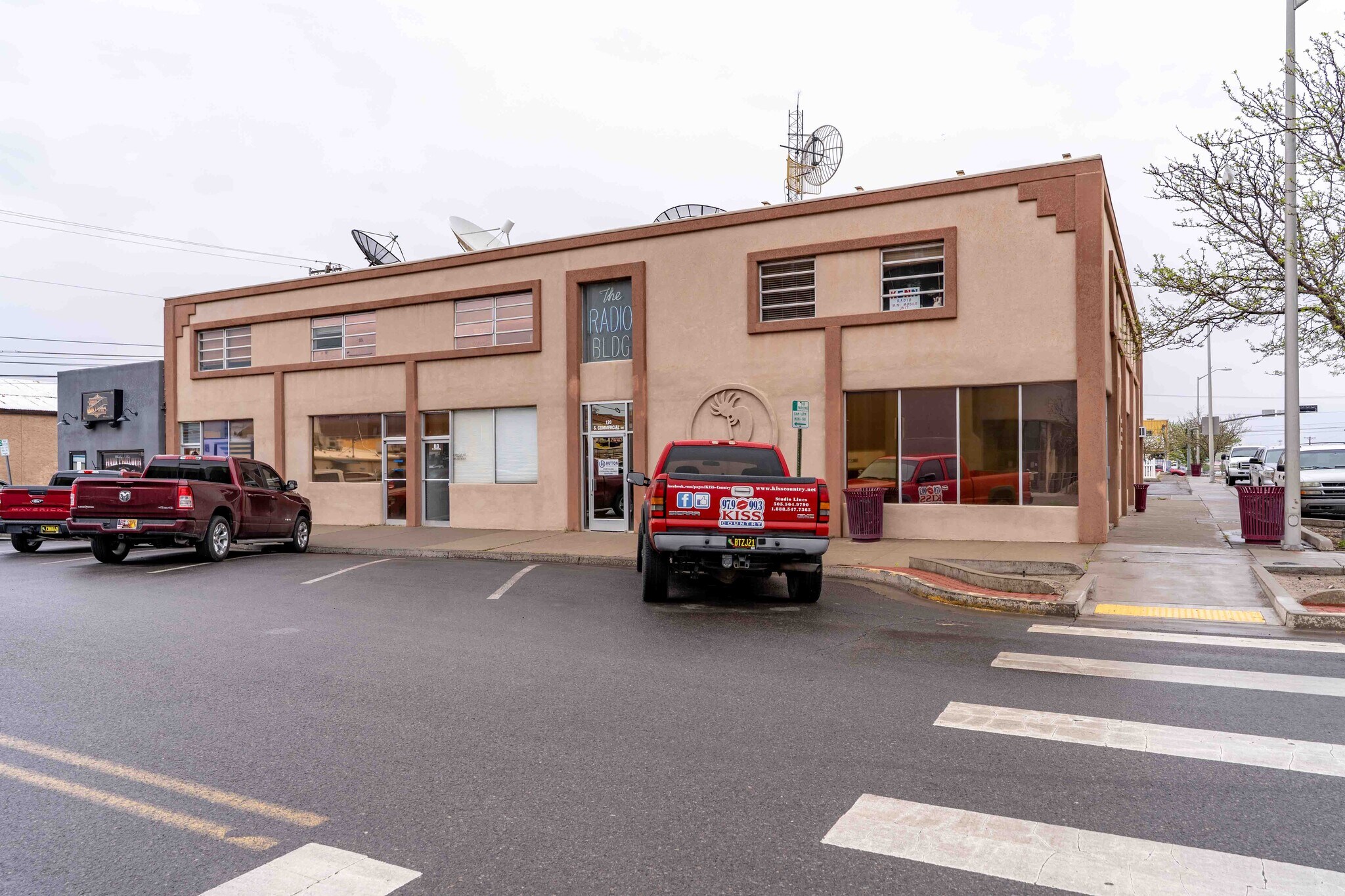 120 S Commercial Ave, Farmington, NM à vendre Photo de l’immeuble– Image 1 sur 35