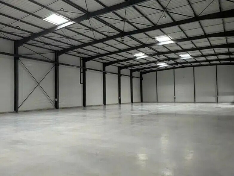 Local d’activités dans Woustviller à louer - Photo intérieure – Image 3 sur 8