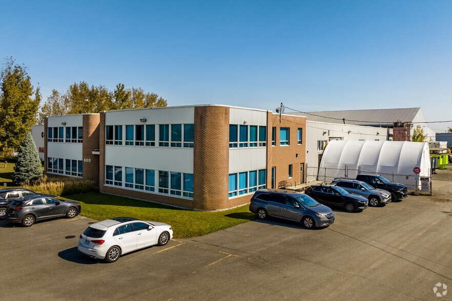 600 Rue Sicard, Mascouche, QC à vendre - Photo principale – Image 1 sur 5