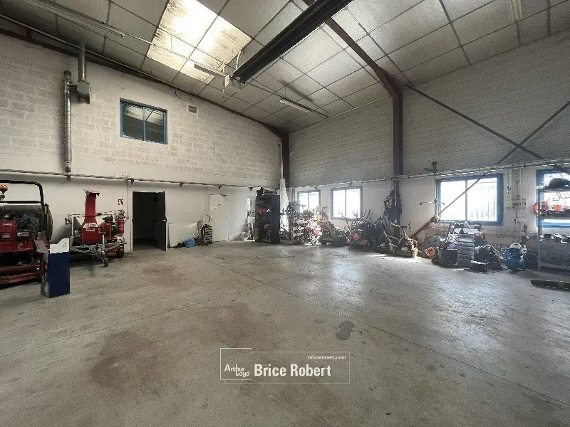 Bureau dans Chassieu à louer Photo intérieure– Image 1 sur 5