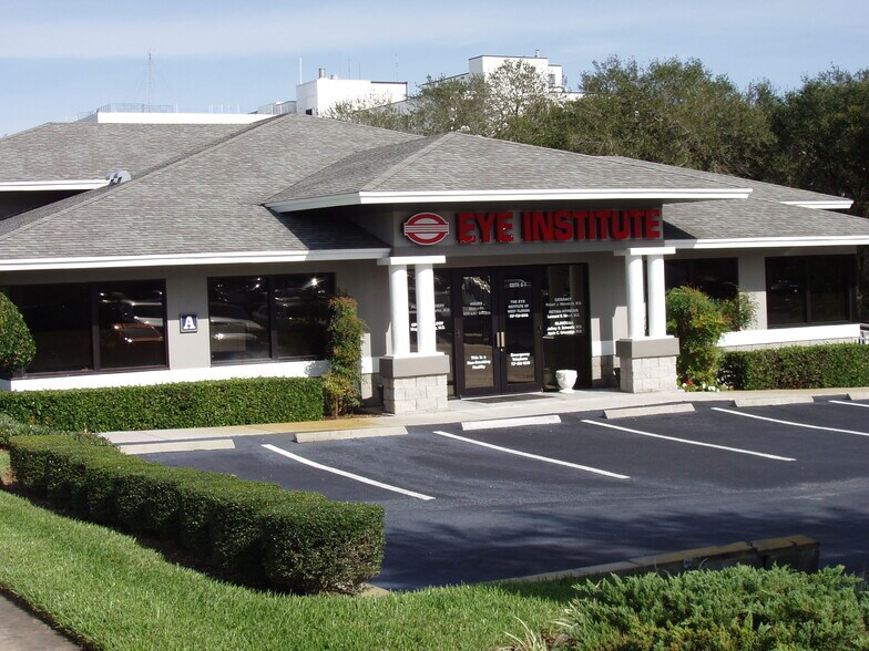 3165 McMullen Booth Rd, Clearwater, FL à louer - Photo de l’immeuble – Image 2 sur 4