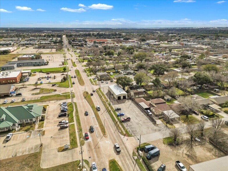 4610 Center St, Deer Park, TX à vendre - Photo de l’immeuble – Image 3 sur 27