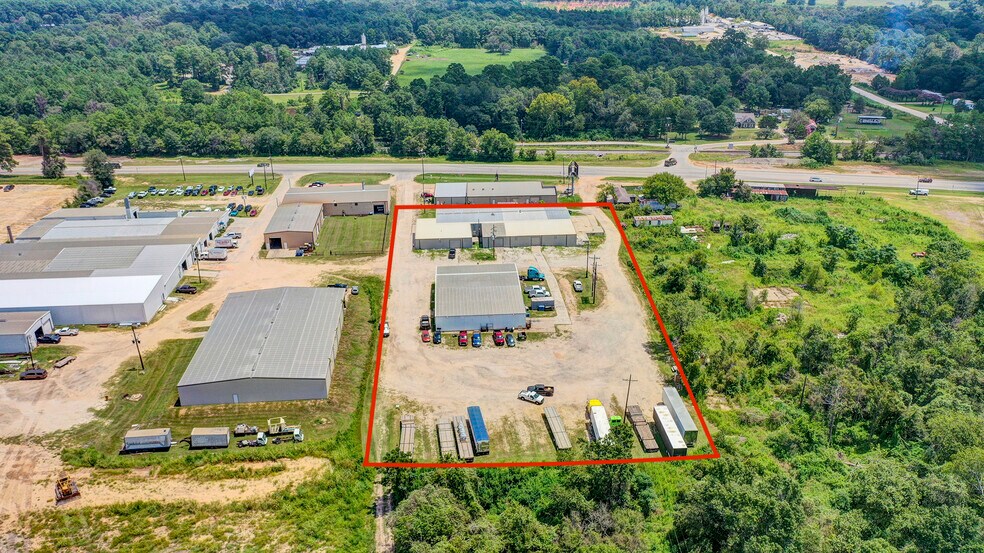 11737 & 11739 Highway 75, Willis, TX à louer - Photo principale – Image 1 sur 9