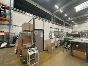 Local d’activités dans Le Blanc-Mesnil à louer Photo de l’immeuble– Image 2 sur 3