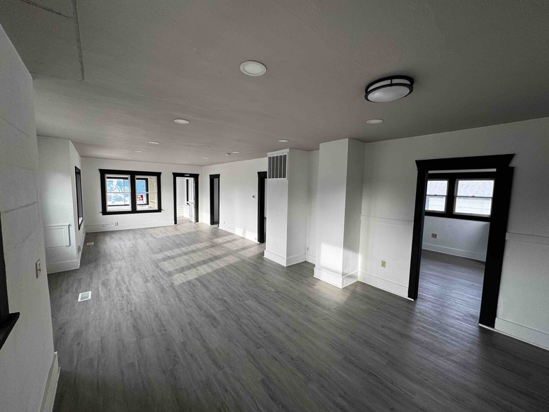 924 12th Ave S, Nampa, ID à louer - Photo de l’immeuble – Image 3 sur 14
