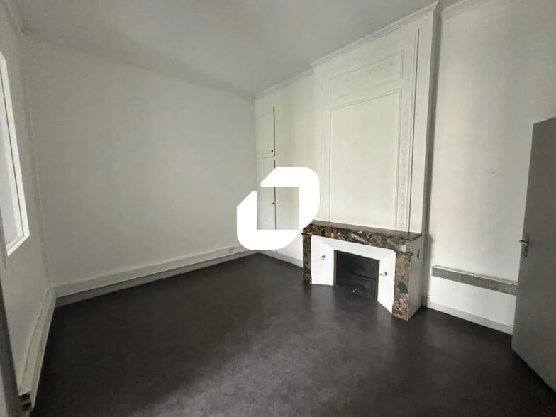 Bureau dans Bordeaux à louer - Photo de l’immeuble – Image 2 sur 10