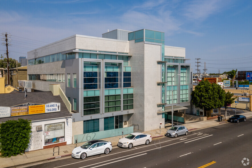1762 Westwood Blvd, Los Angeles, CA à louer - Photo de l’immeuble – Image 3 sur 8