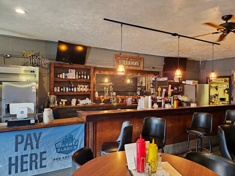 121 Starr Ave, Miltonvale, KS à vendre - Photo de l’immeuble – Image 3 sur 7