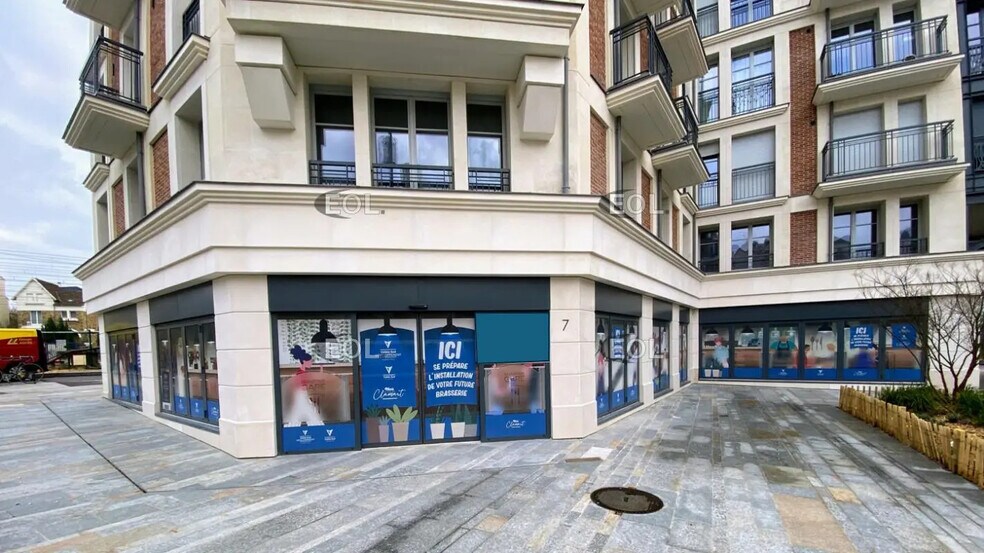 Local commercial dans Clamart à louer - Photo de l’immeuble – Image 2 sur 5