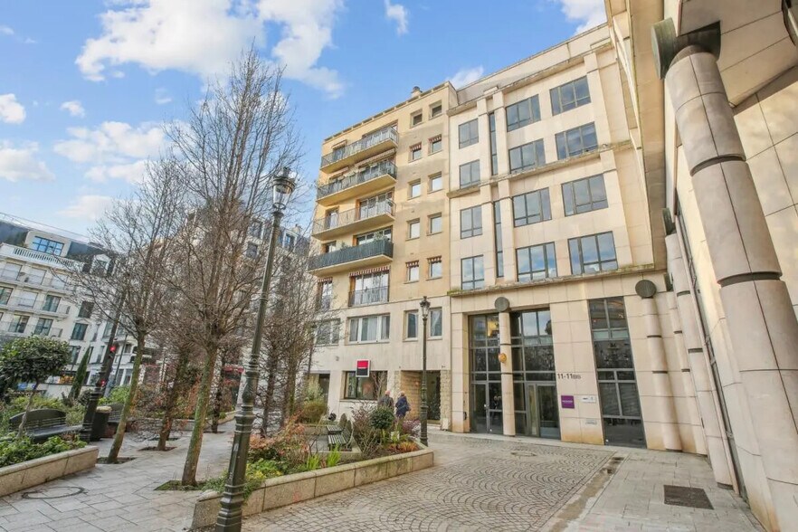 Bureau dans Levallois-Perret à louer - Photo de l’immeuble – Image 1 sur 14