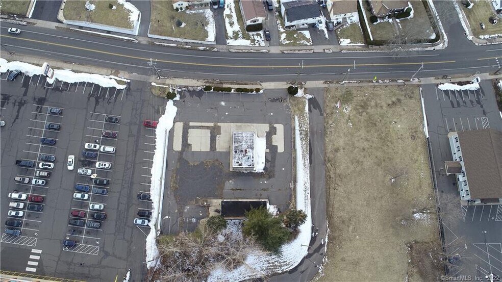 723 Farmington Ave, New Britain, CT à louer - Photo de l’immeuble – Image 2 sur 2