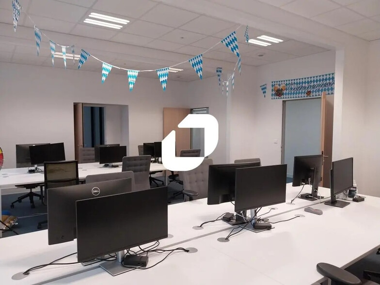 Bureau dans Nantes à louer - Photo de l’immeuble – Image 3 sur 19