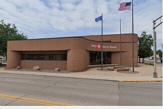 Plus de détails pour 101 N Main St, Shawano, WI - Local commercial à louer