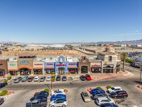 6830-6870 S Rainbow Blvd, Las Vegas, NV à louer Photo intérieure– Image 1 sur 6