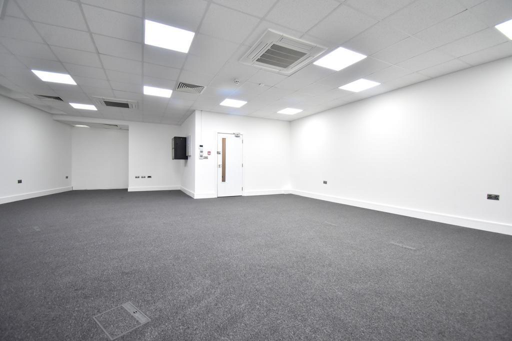 146 Seven Sisters Road, Londres à louer Photo de l’immeuble– Image 1 sur 38