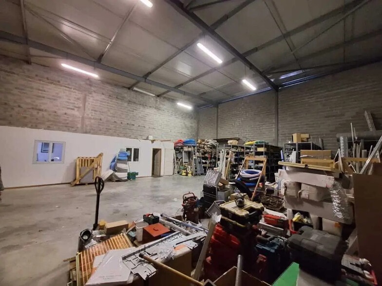 Bureau dans Beychac-et-Caillau à louer - Photo intérieure – Image 2 sur 5